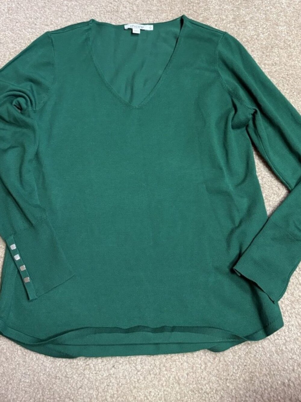 Chicos V-Neck Gold Button Cuff Sweater Women's Size 0 Fanfare Green Lightweight